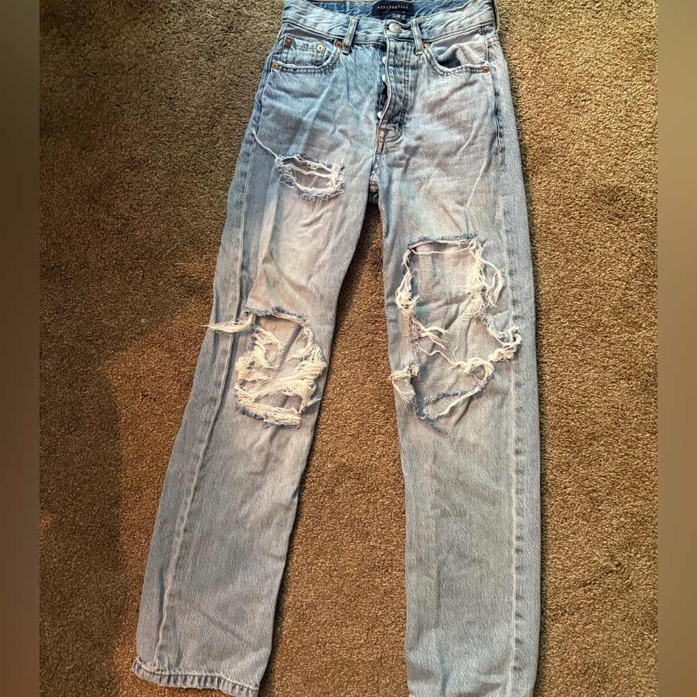 Aeropostale High-Waisted Light Wash Jeans